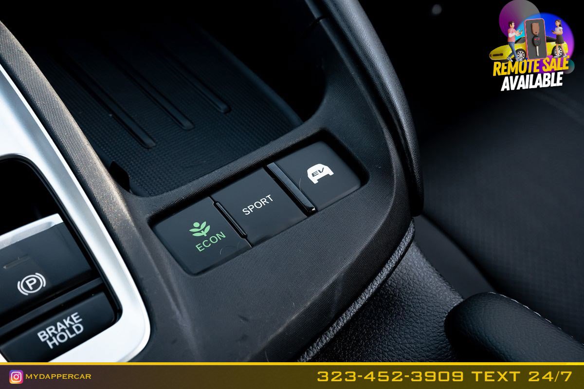 Used 2022 Honda Insight Touring image 29