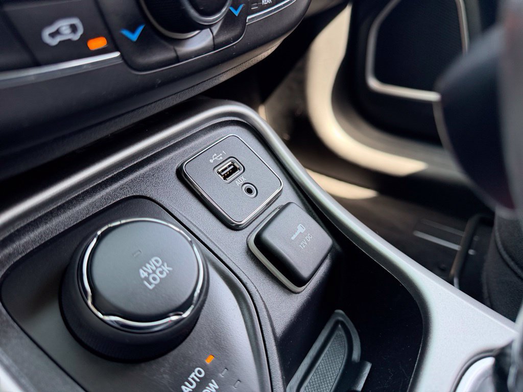 Used 2019 Jeep Compass Sport AWD/4WD image 14