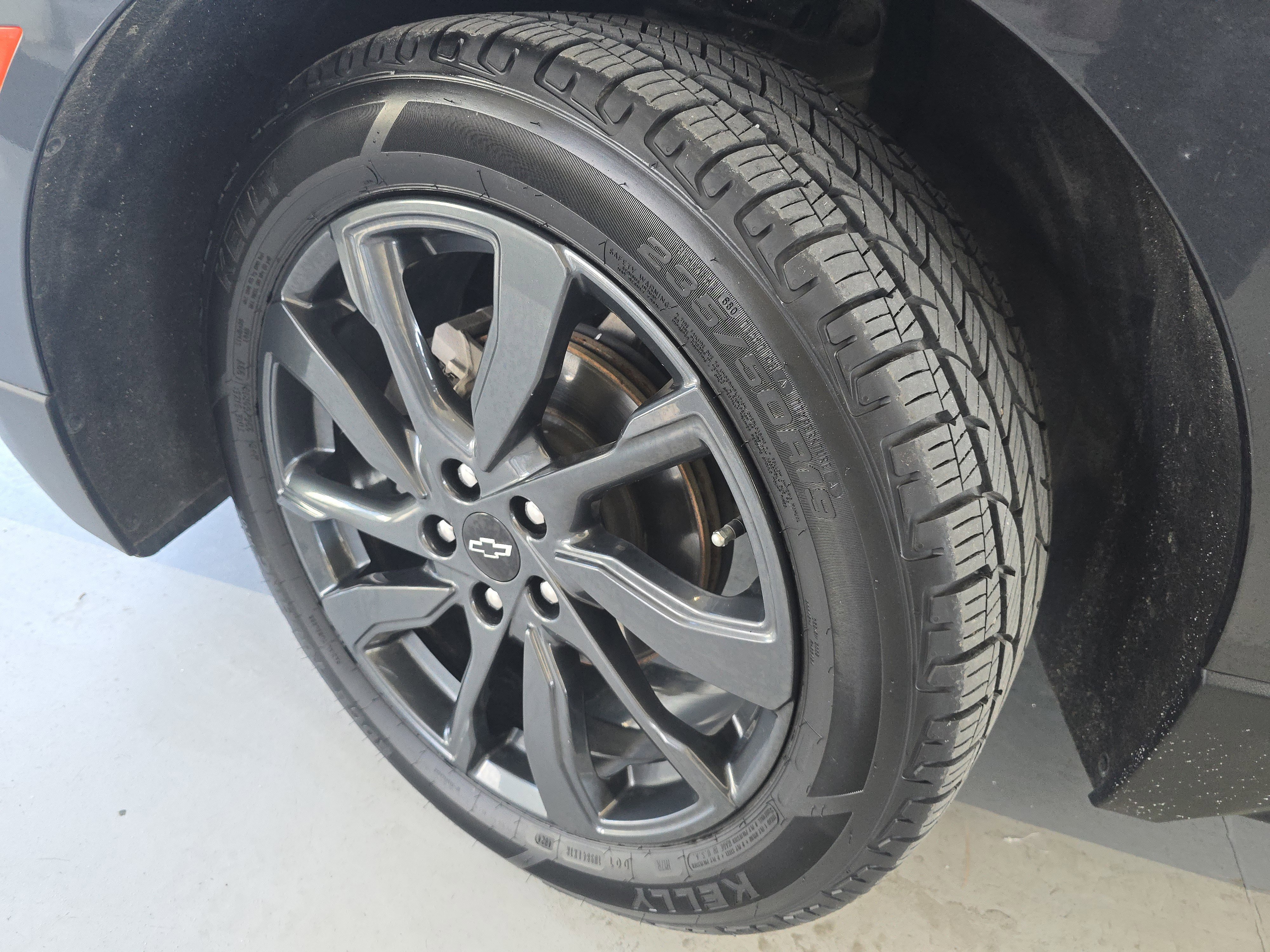 Used 2022 Chevrolet Equinox RS w/ Infotainment Package image 10