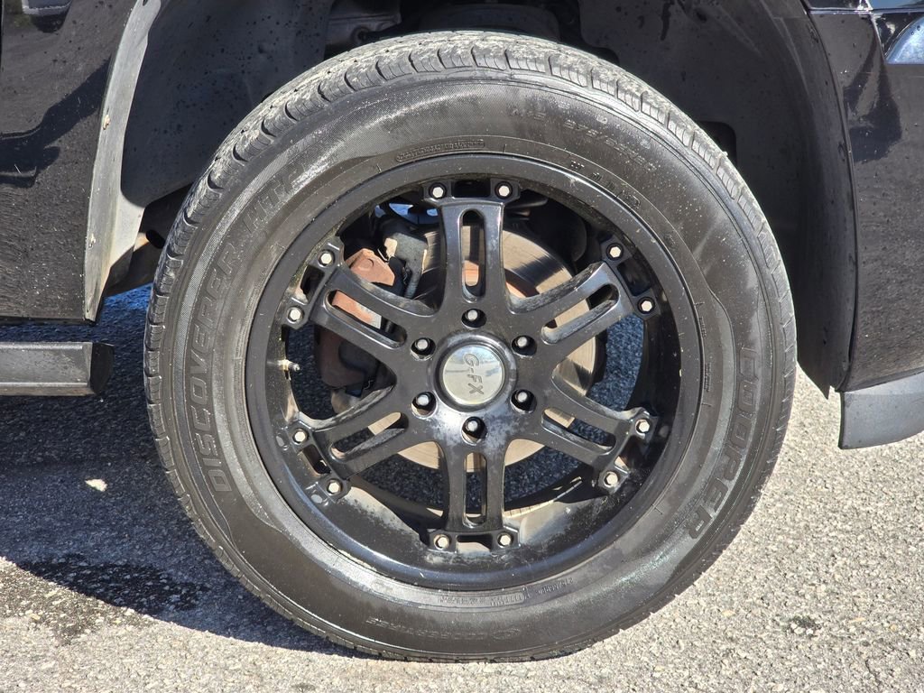 Used 2007 Chevrolet Avalanche LTZ w/ LTZ Preferred Equipment Group image 23