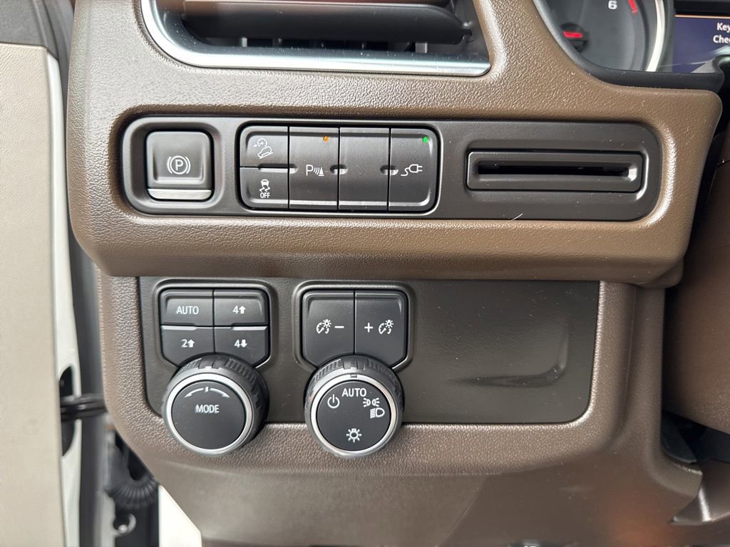 Used 2021 Chevrolet Tahoe Z71 w/ Rear Media and Nav Package image 56