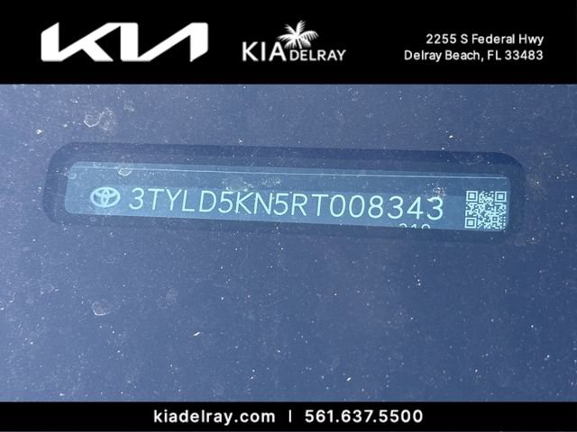 Used 2024 Toyota Tacoma SR AWD/4WD image 5