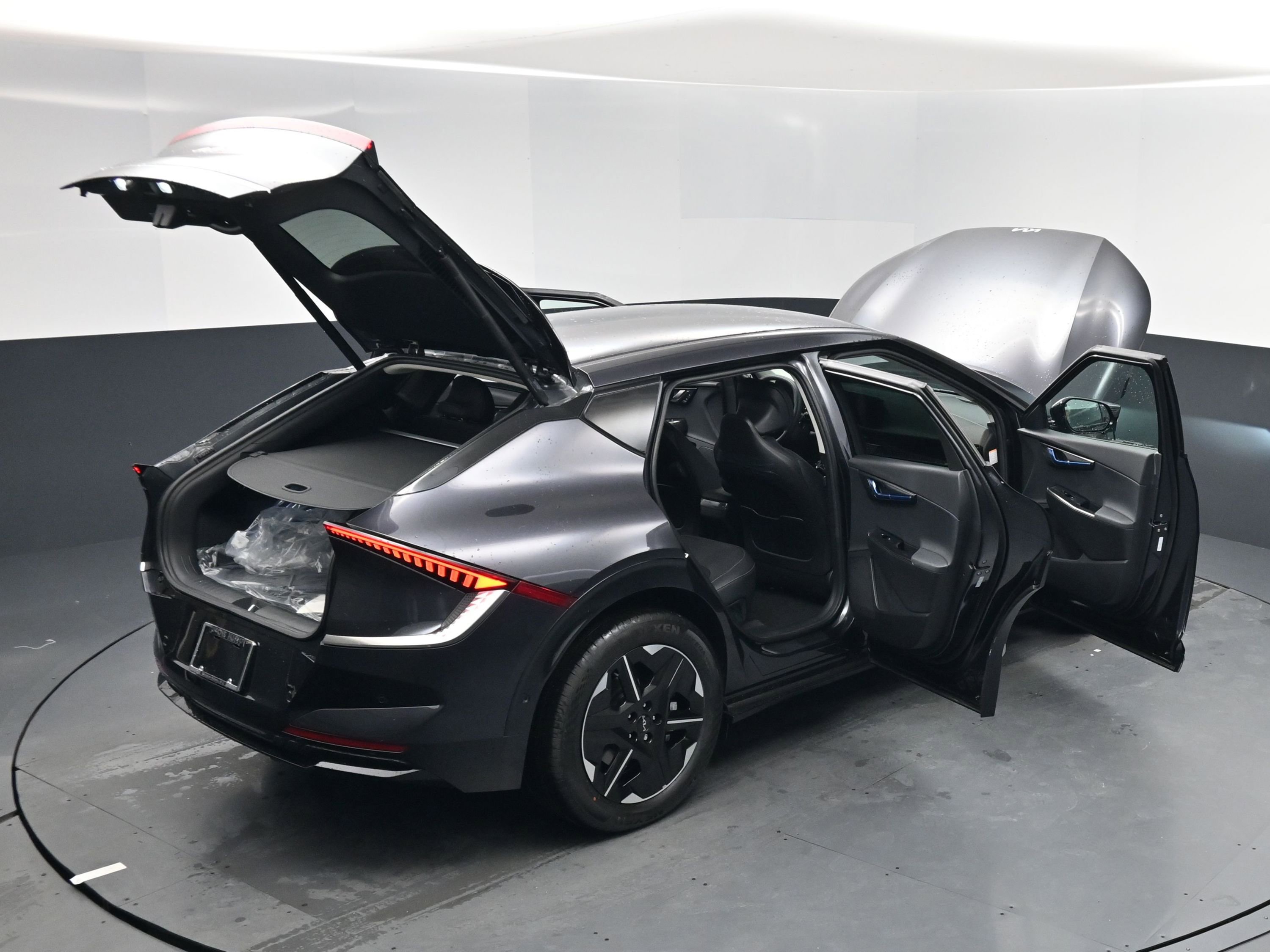 New 2025 Kia EV6 Wind image 18