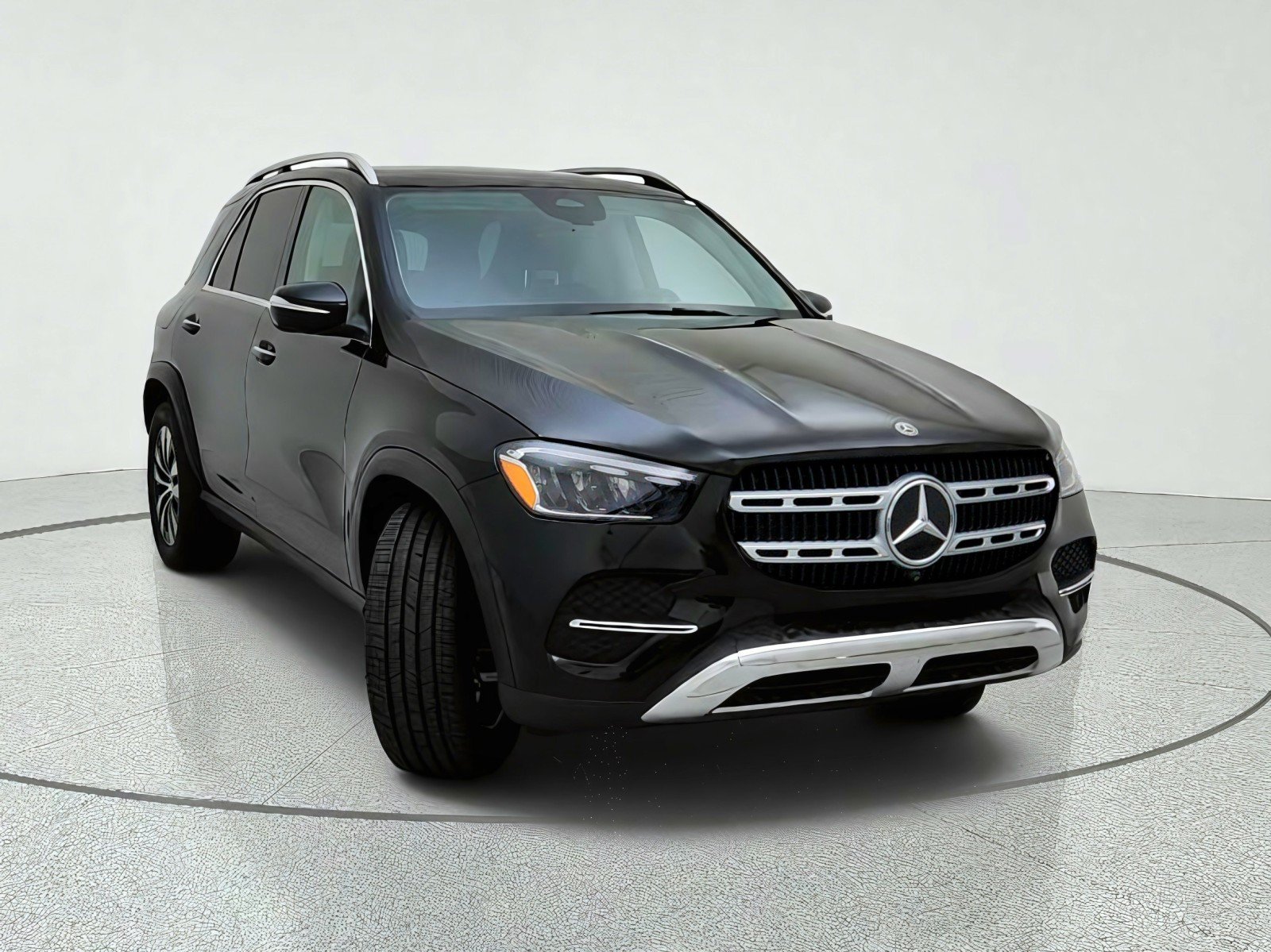 New 2026 Mercedes-Benz GLE 450e 4MATIC image 4