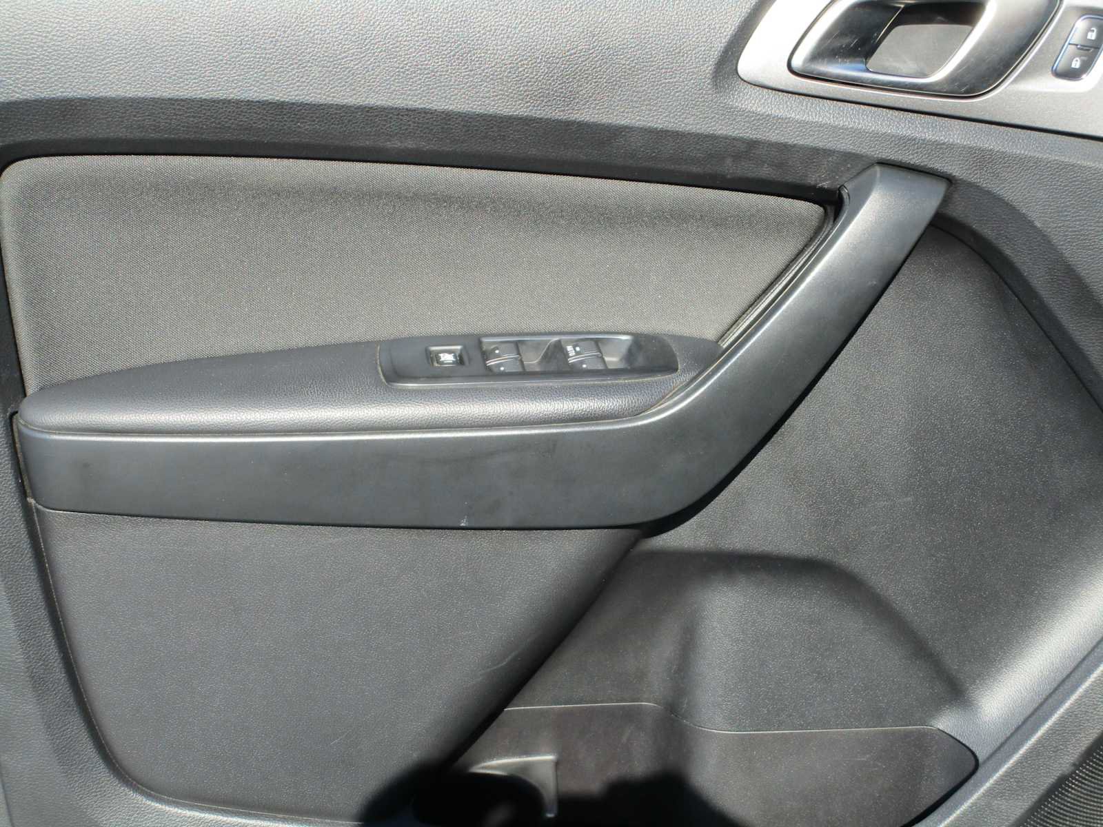 Used 2019 Ford Ranger XLT w/ Equipment Group 302A Luxury image 16