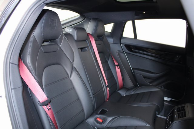 New 2025 Porsche Panamera 4 image 25