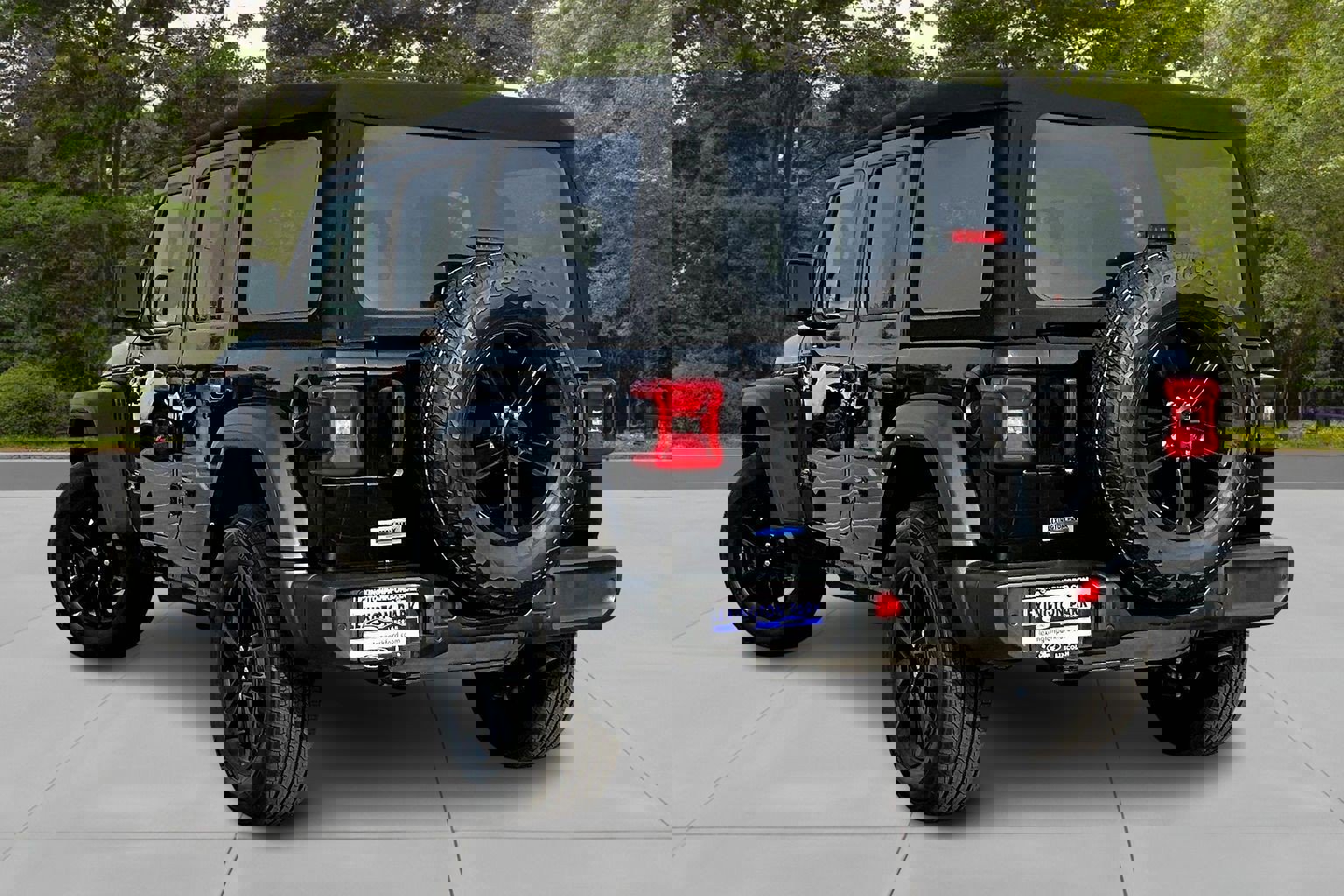 Used 2021 Jeep Wrangler Unlimited Sport image 4