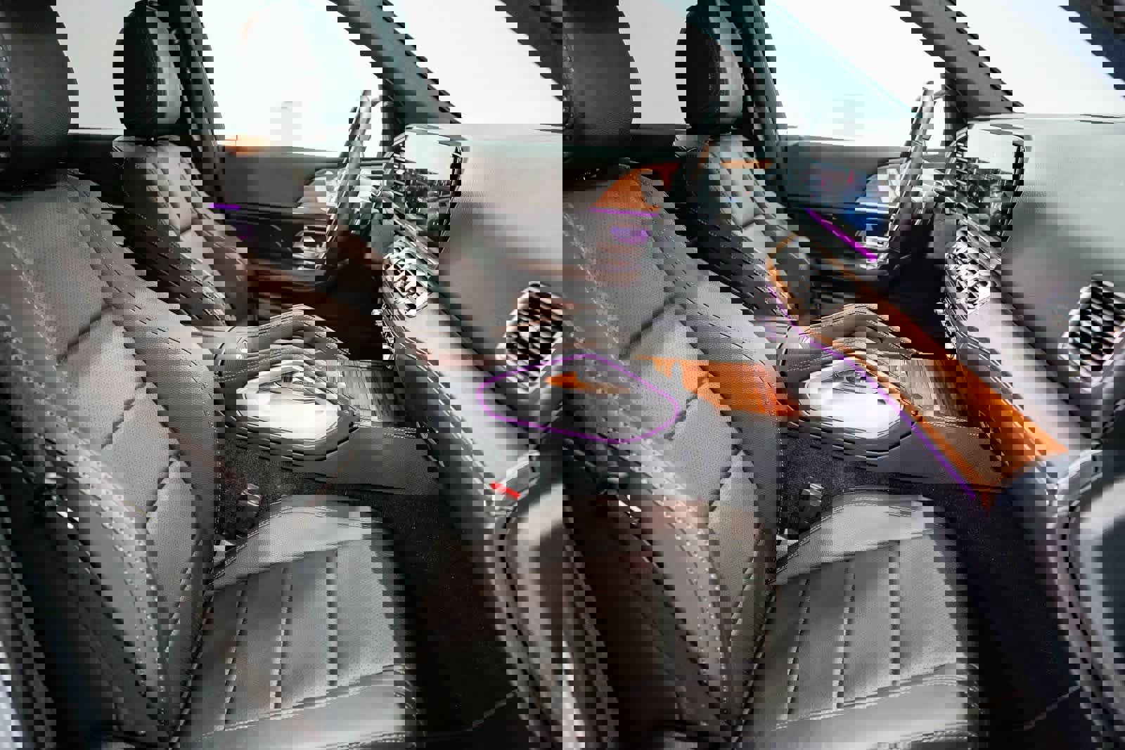 Used 2025 Mercedes-Benz GLE 350 4MATIC image 16