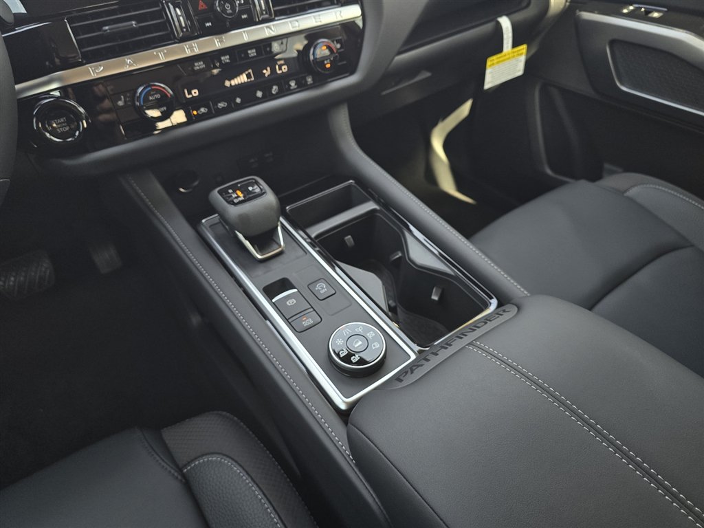 New 2026 Nissan Pathfinder SL AWD/4WD image 17