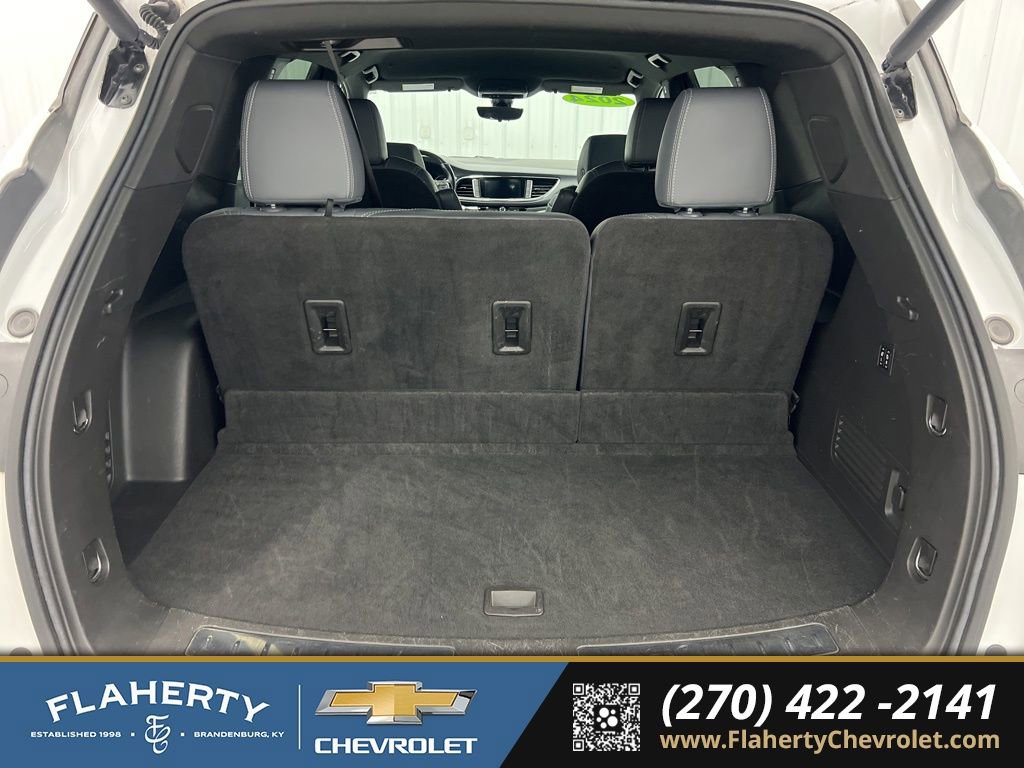 Used 2024 Buick Enclave Premium image 19