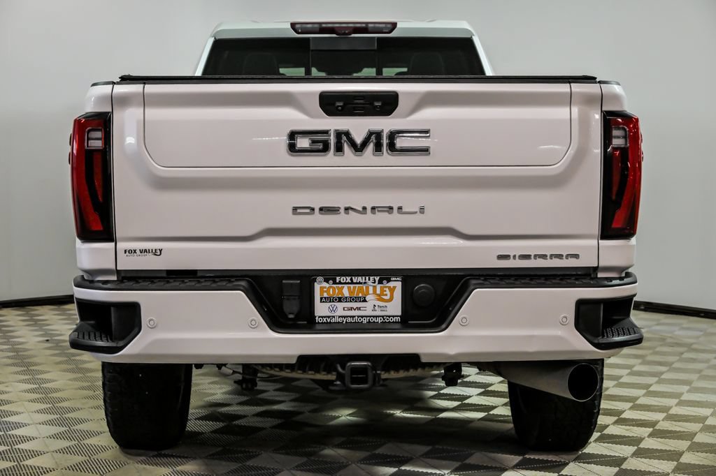 Used 2024 GMC Sierra 2500 Denali Ultimate AWD/4WD image 5
