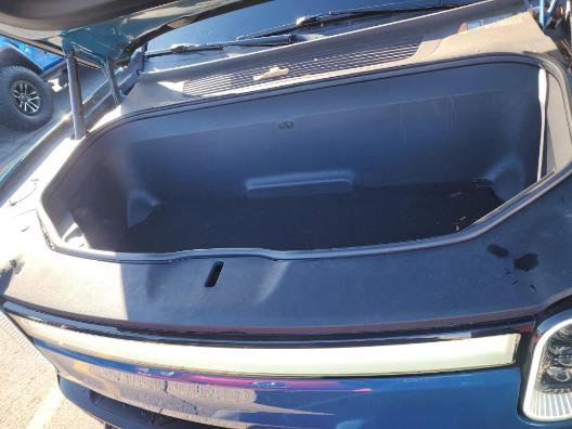 Used 2022 Rivian R1T Adventure image 12