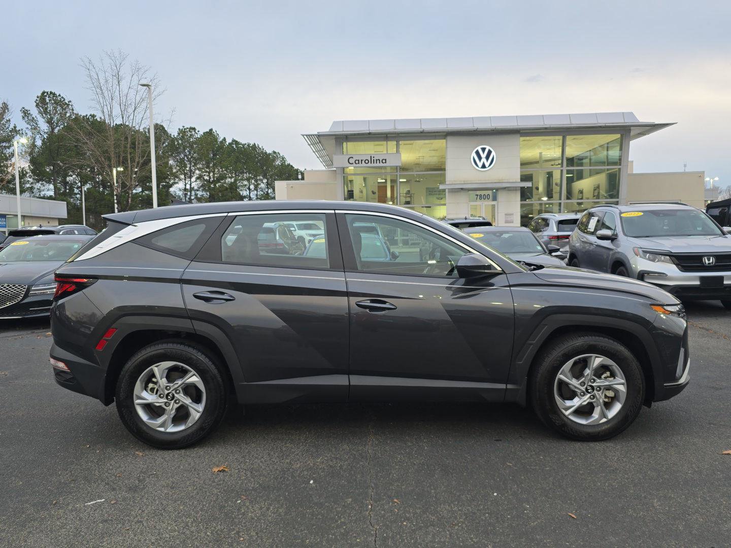 Used 2024 Hyundai Tucson SE image 4