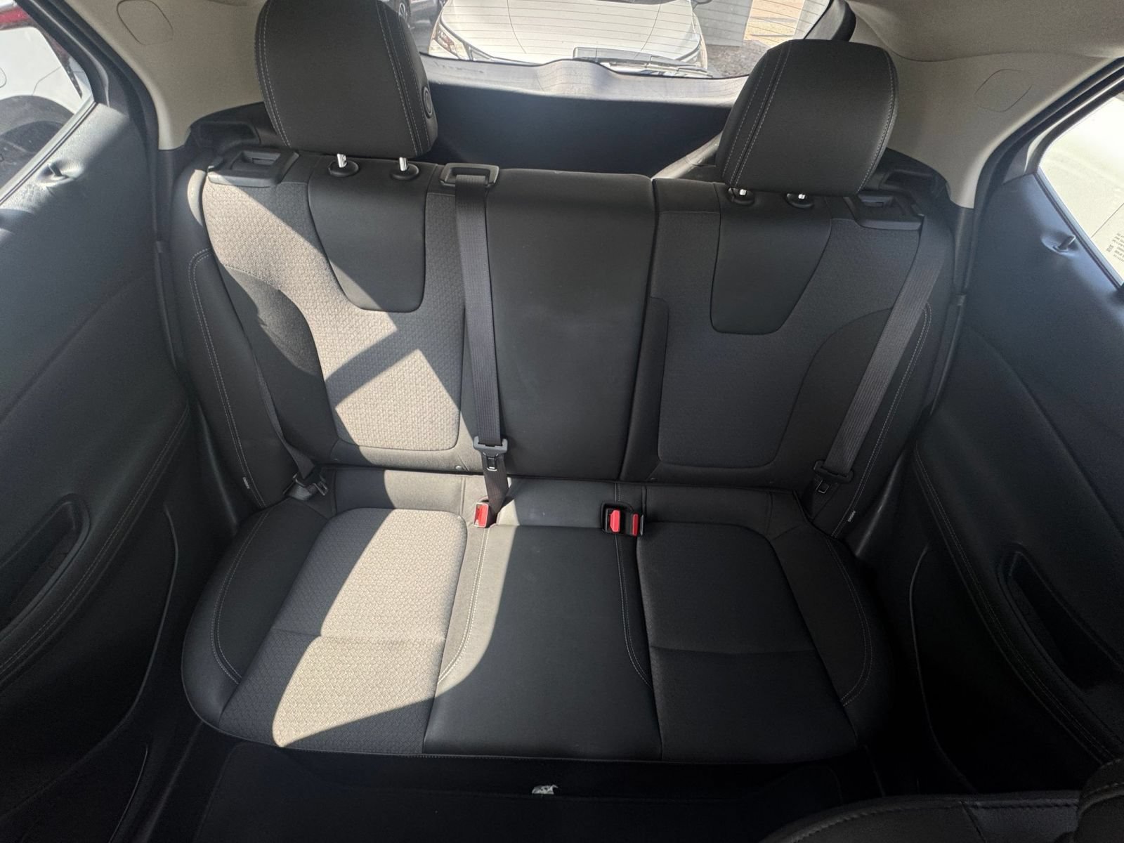 Used 2025 Buick Encore GX Preferred FWD image 38