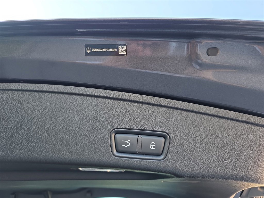 Used 2023 Maserati Grecale GT image 31