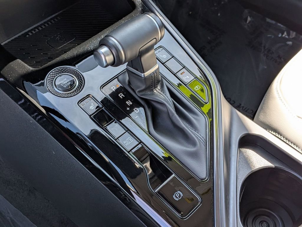 Used 2023 Kia Niro EX Touring image 25