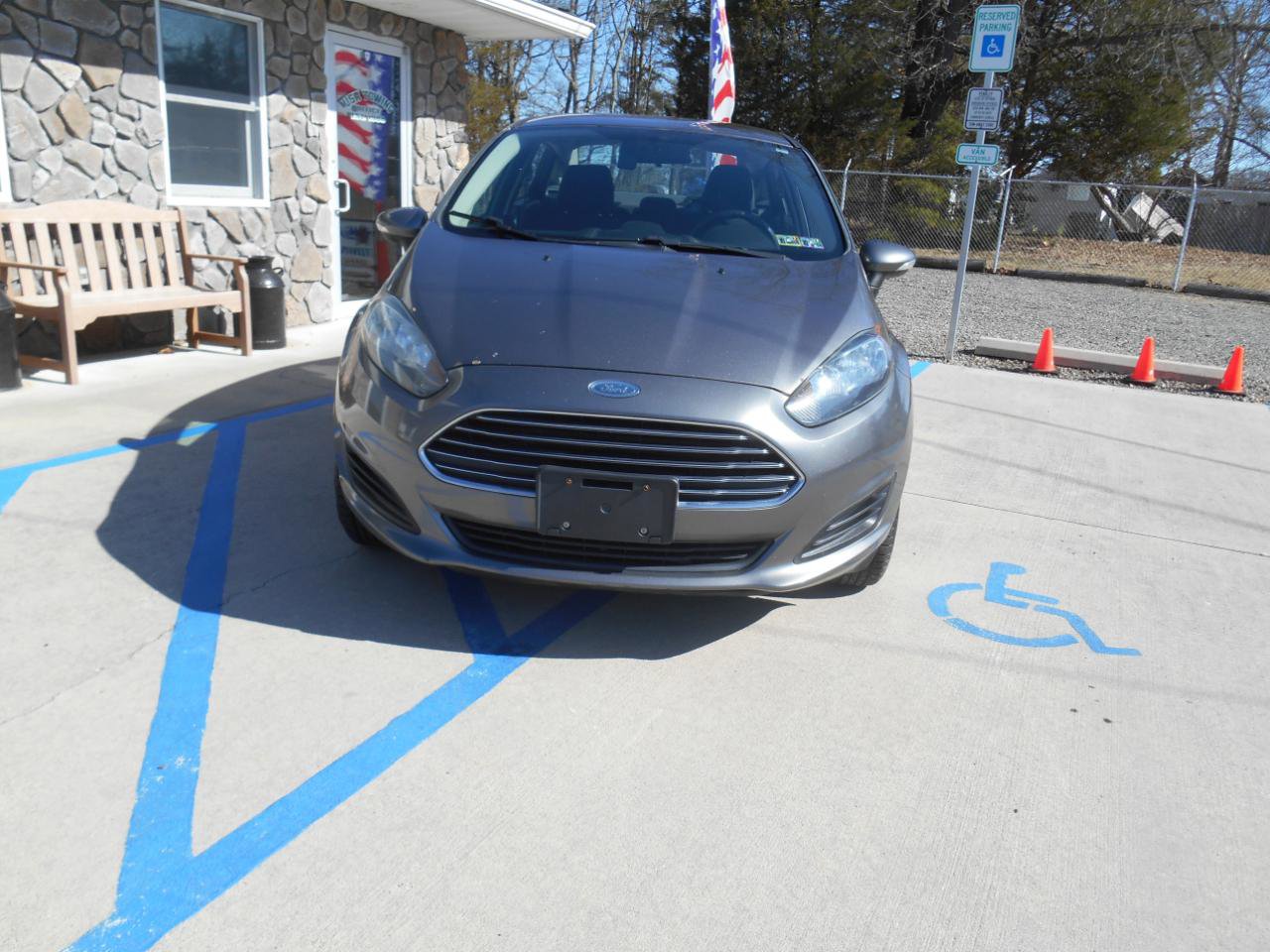 Used 2014 Ford Fiesta SE FWD image 13