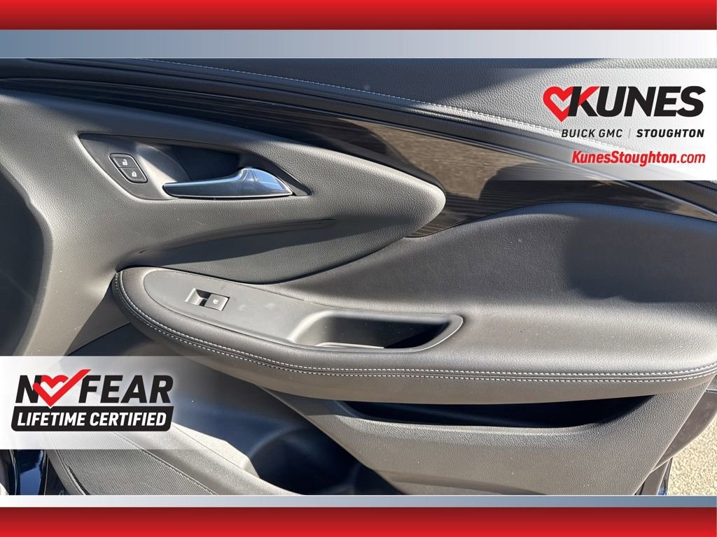Used 2020 Buick Envision Essence w/ Experience Buick Package image 50