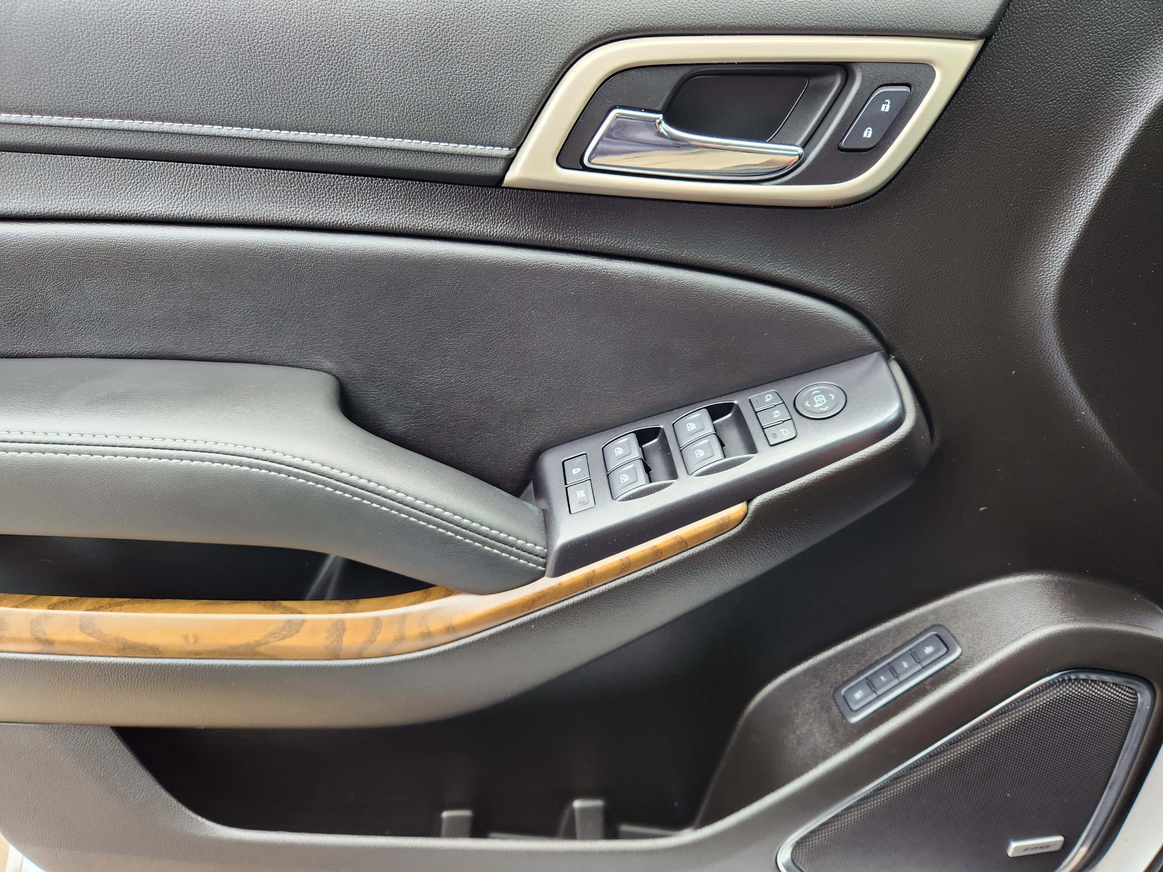 Used 2019 GMC Yukon Denali w/ Denali Ultimate Package RWD image 22