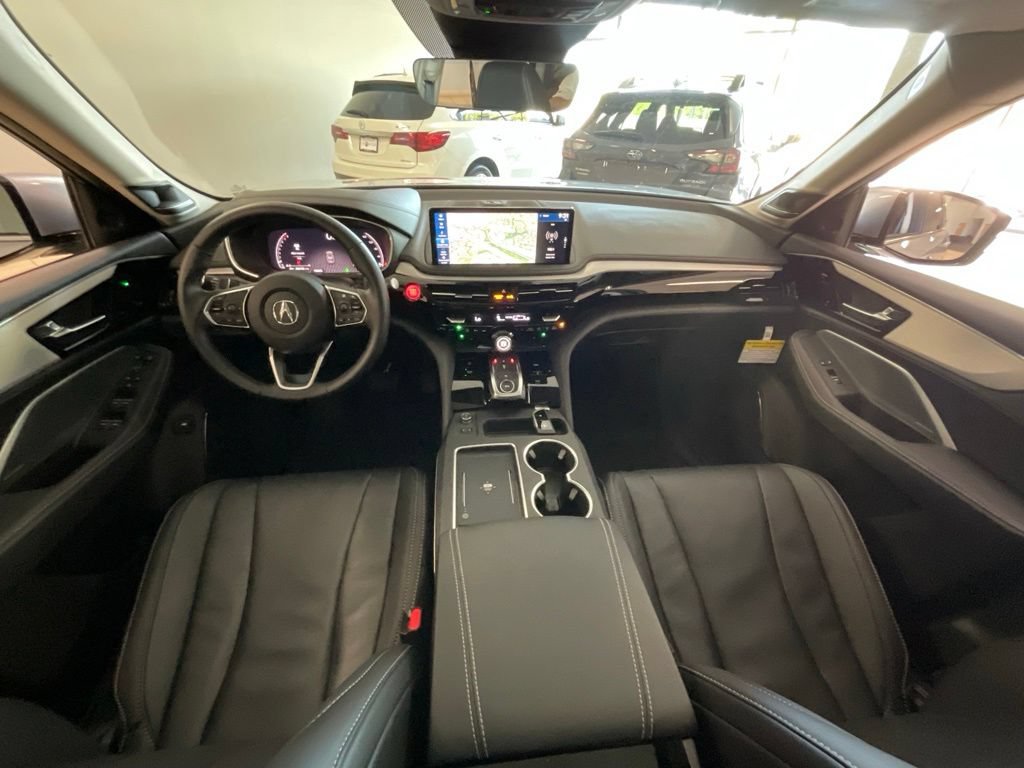 Certified 2026 Acura MDX w/ Technology Package AWD/4WD image 9