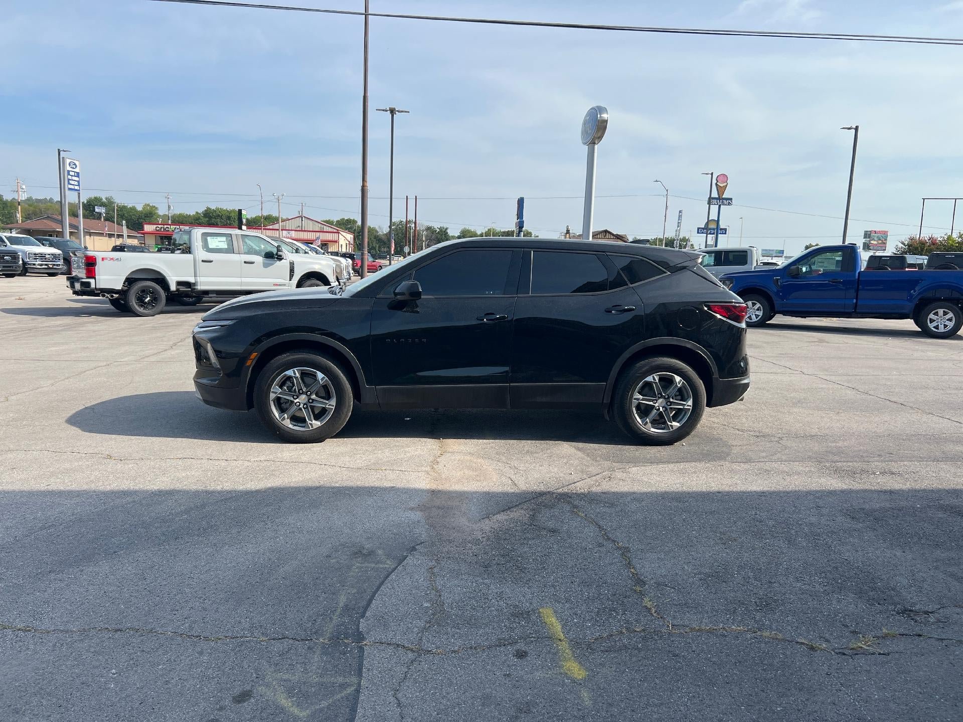 Used 2025 Chevrolet Blazer LT w/ LPO, Floor Liner Package FWD image 6
