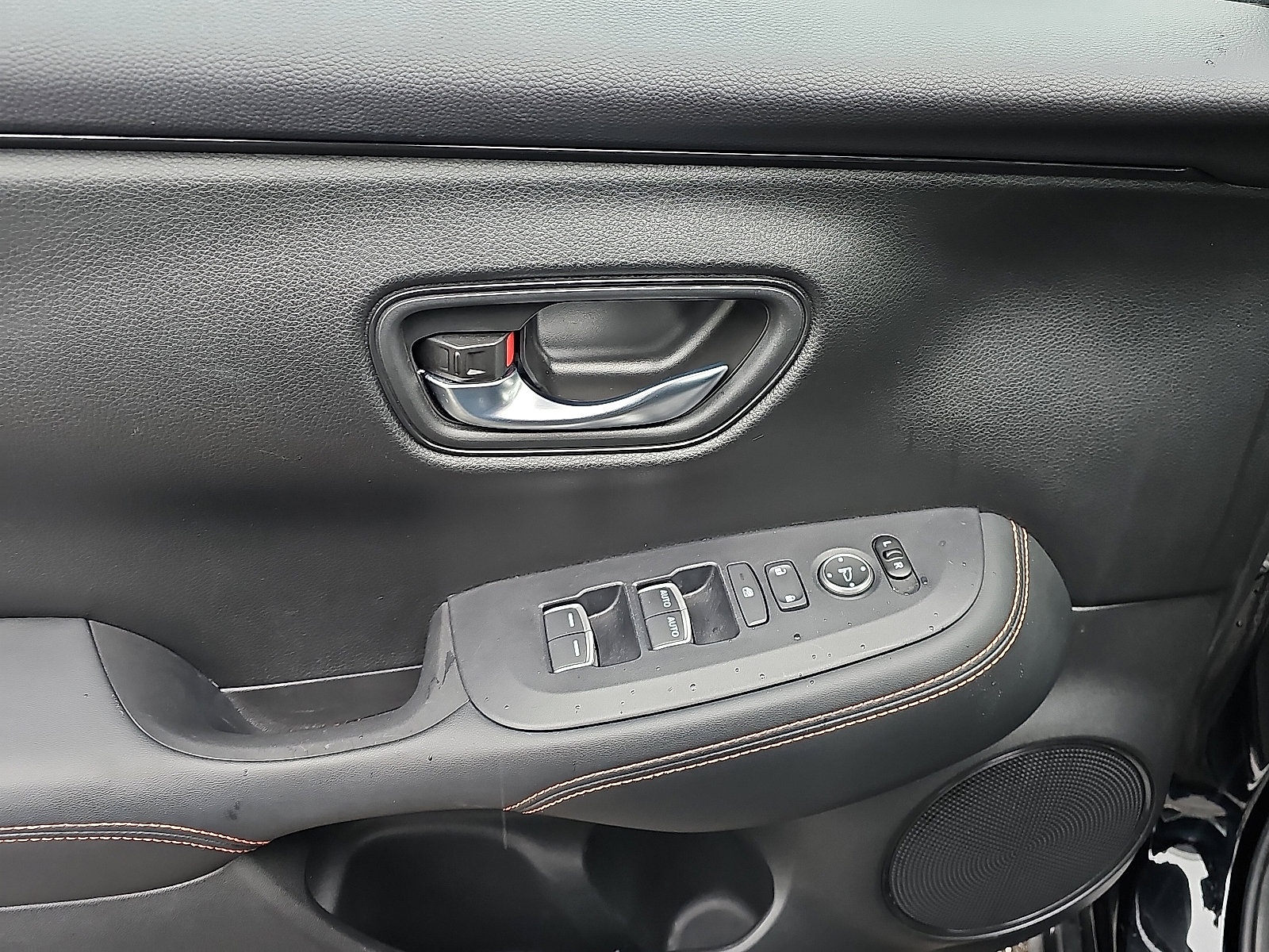 Used 2023 Honda HR-V Sport image 12