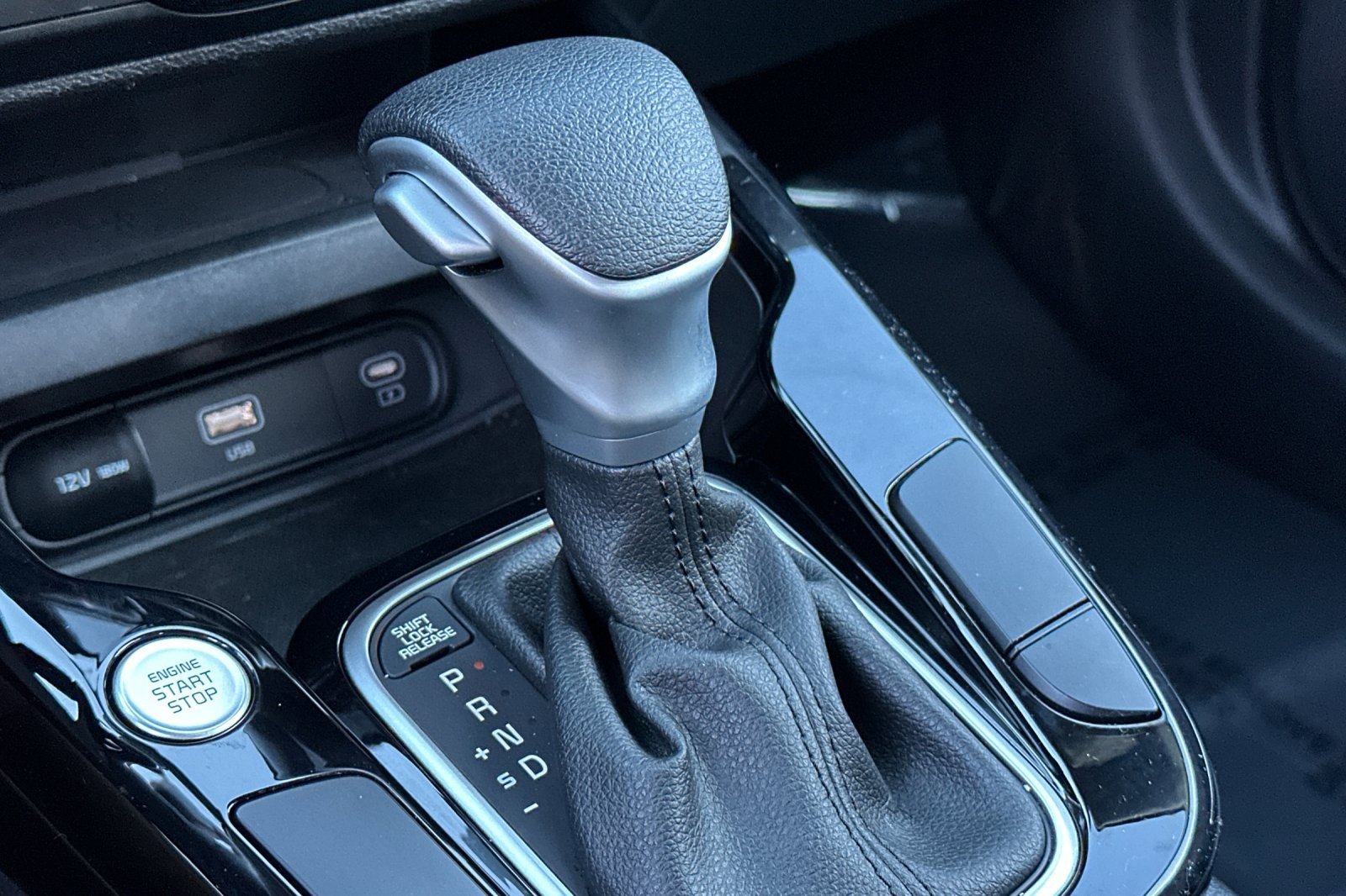 Certified 2024 Kia Soul S image 19