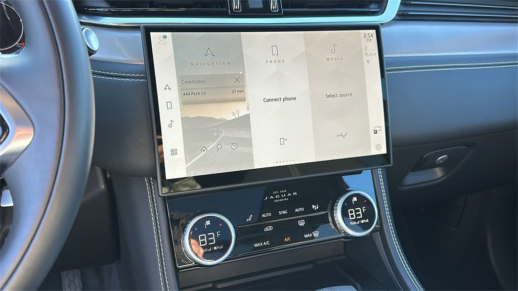 Used 2025 Jaguar F-PACE R-Dynamic S image 15