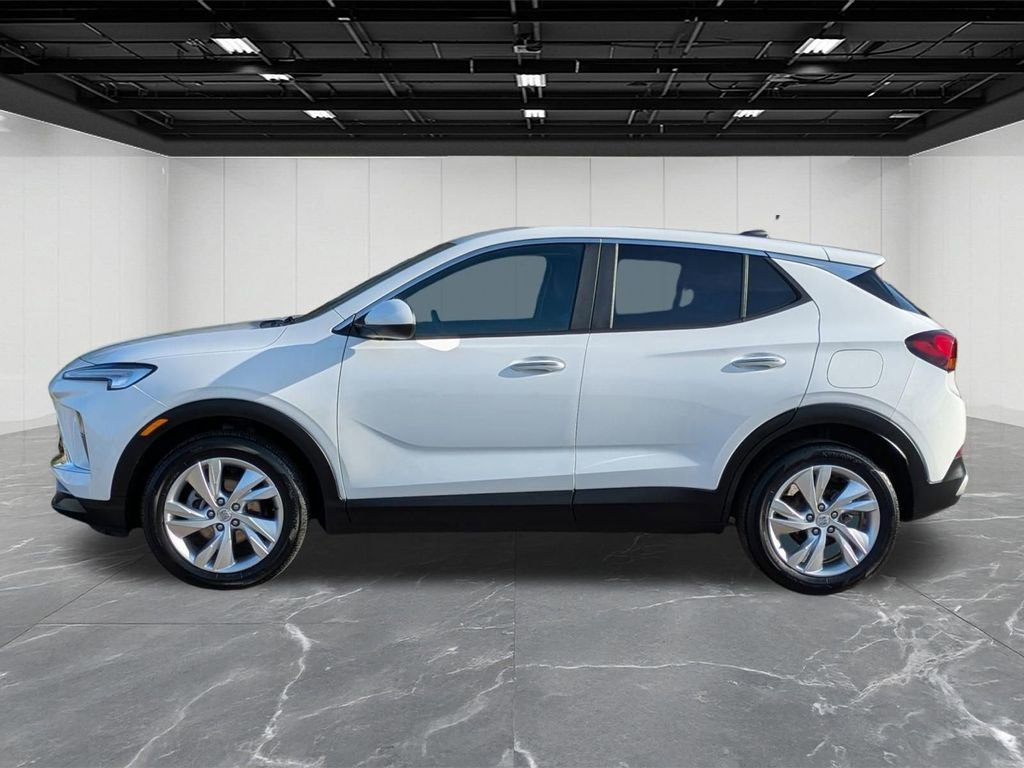 Used 2025 Buick Encore GX Preferred FWD image 2