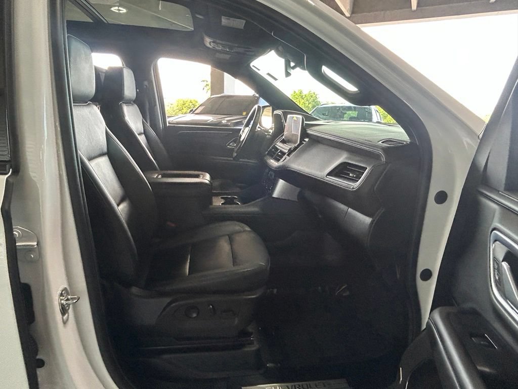 Used 2024 Chevrolet Suburban Z71 w/ Off-Road Capability Package AWD/4WD image 48