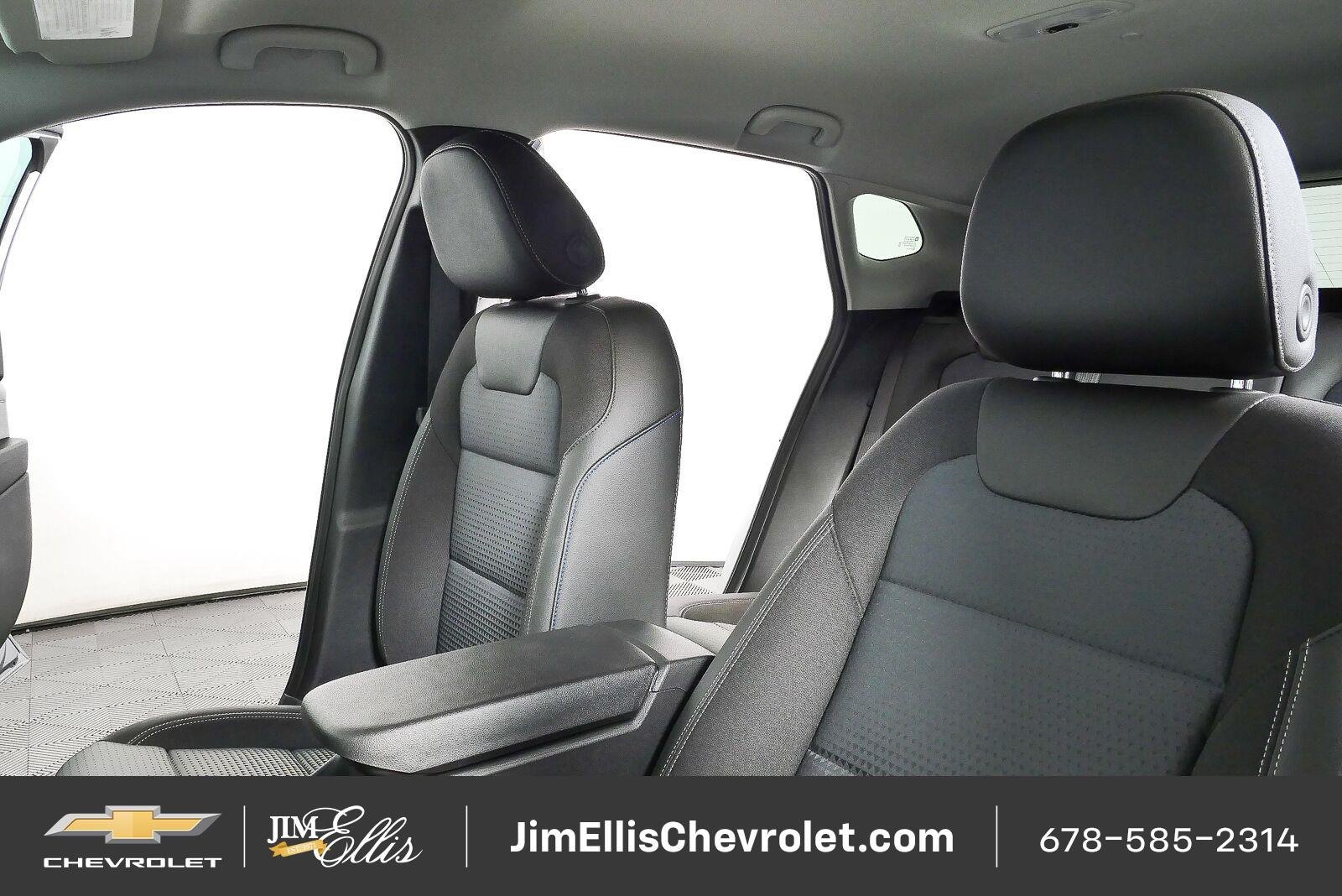 New 2026 Chevrolet Trax LT w/ Driver Confidence Package FWD image 5