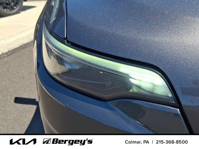 Used 2019 Jeep Cherokee High Altitude AWD/4WD image 11