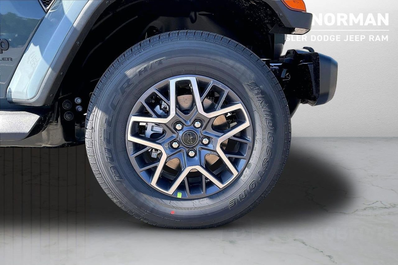 New 2026 Jeep Wrangler Sahara AWD/4WD image 33