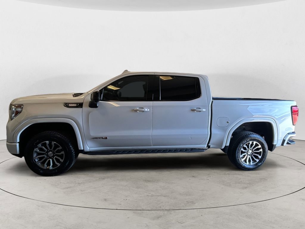 Used 2022 GMC Sierra 1500 AT4 w/ AT4 Premium Package AWD/4WD image 2