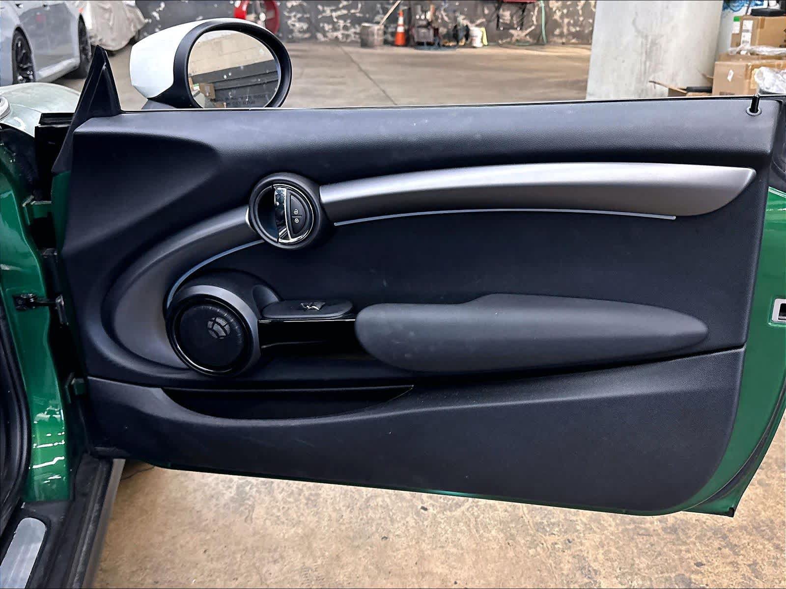 Used 2024 MINI Cooper SE FWD image 26