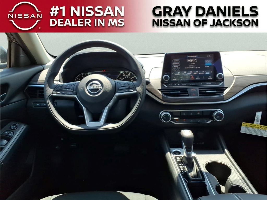 New 2026 Nissan Altima 2.5 SV FWD image 8