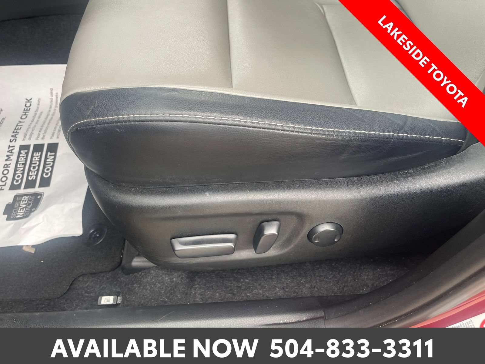 Used 2018 Toyota RAV4 Limited w/ Advanced Technology Package FWD image 26