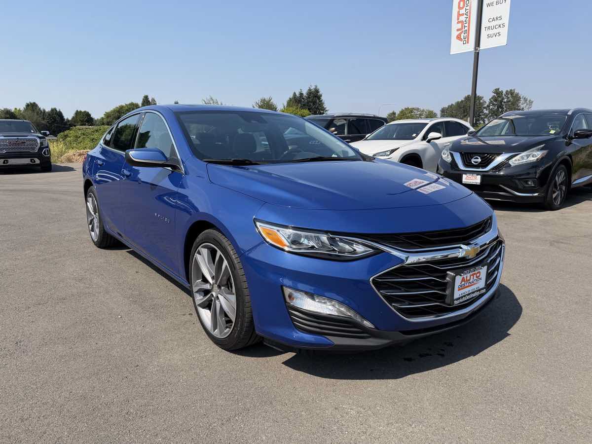 Used 2023 Chevrolet Malibu LT FWD image 2