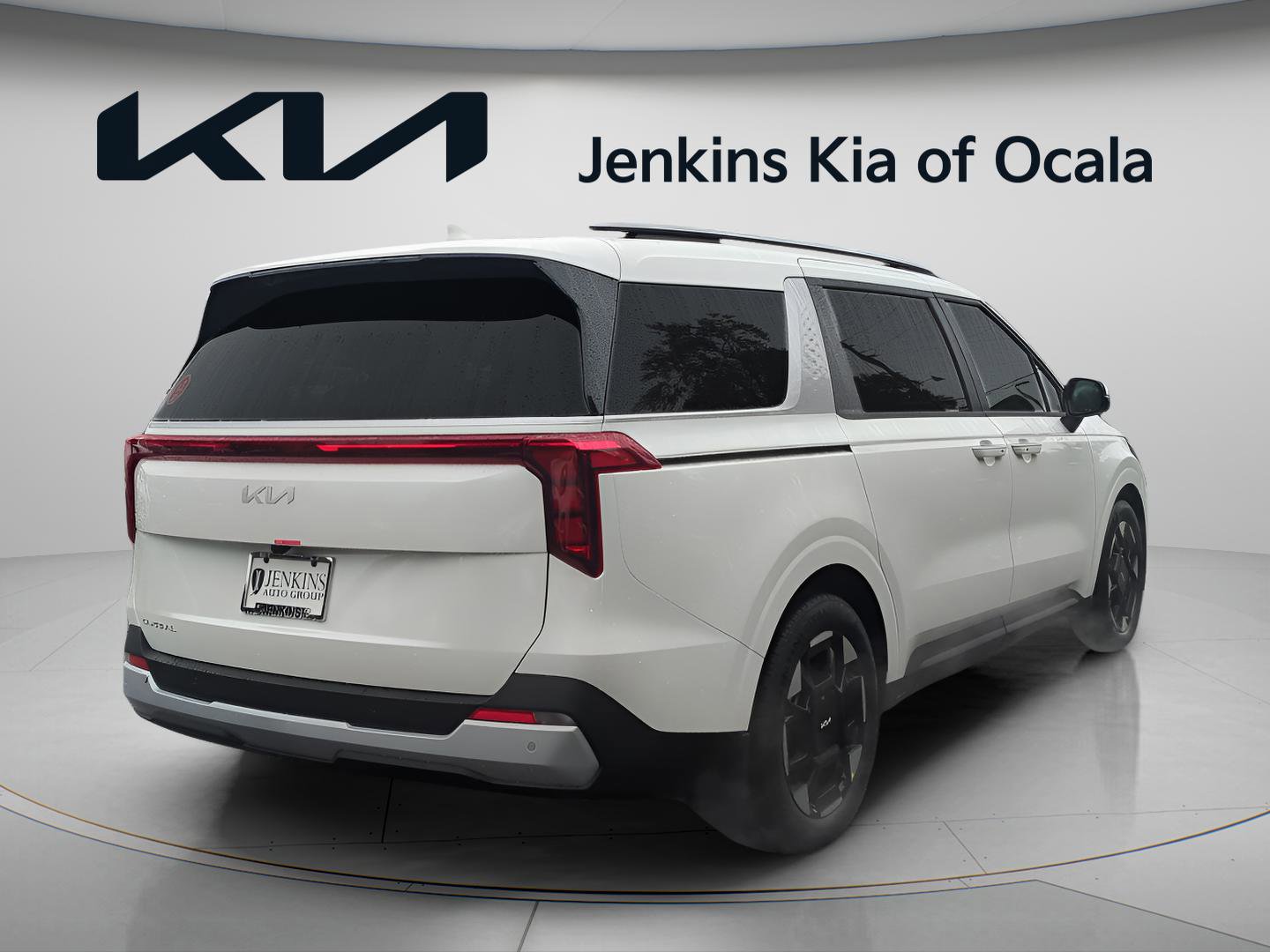 New 2026 Kia Carnival EX FWD image 3