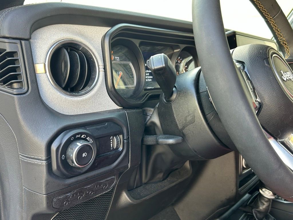 Certified 2024 Jeep Wrangler Sahara image 18