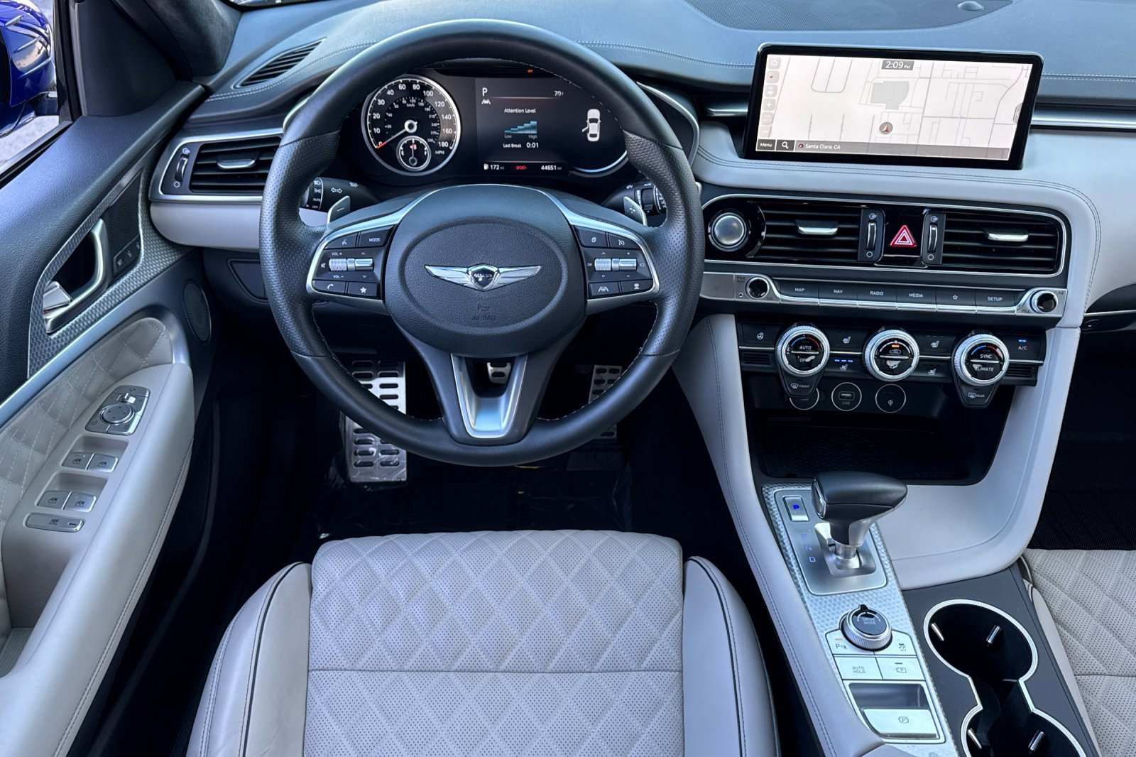 Used 2022 Genesis G70 3.3T image 15