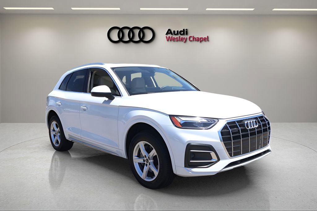 Used 2023 Audi Q5 2.0T Premium w/ Convenience Package image 7