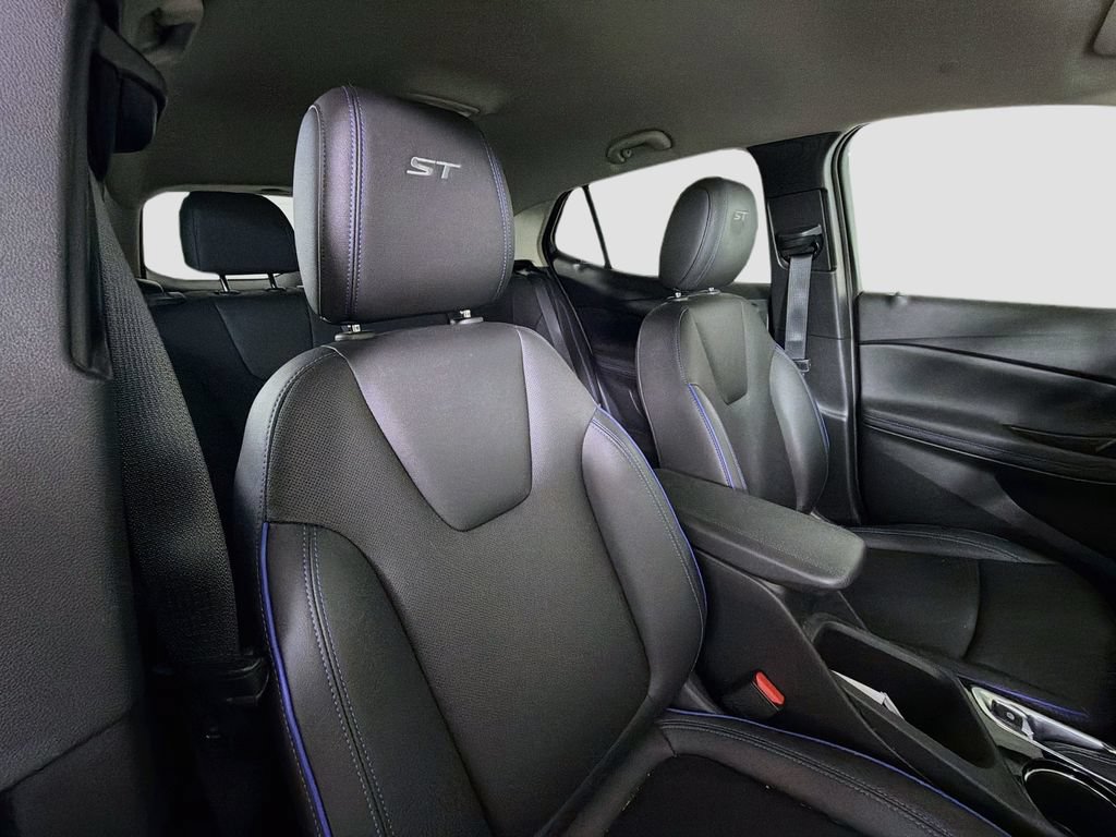 Used 2025 Buick Encore GX Sport Touring FWD image 27