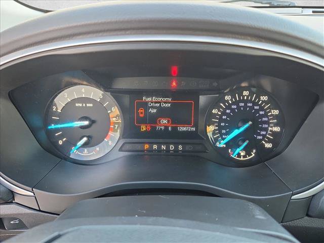 Used 2016 Ford Fusion SE w/ Equipment Group 201A FWD image 10