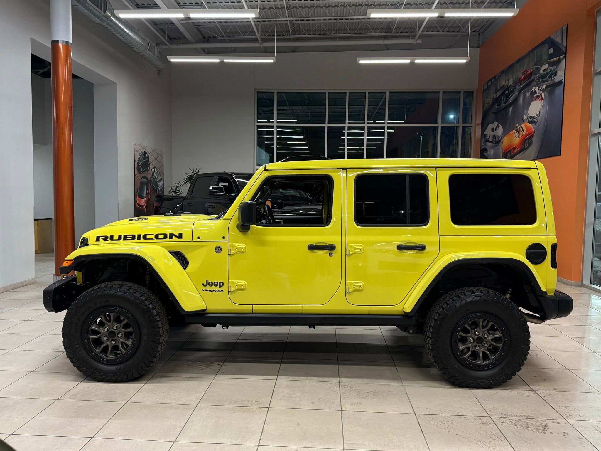 Used 2022 Jeep Wrangler Unlimited Rubicon w/ Trailer Tow Package image 3