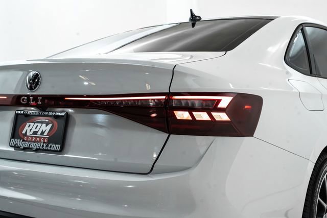 Used 2025 Volkswagen Jetta GLI Autobahn image 10