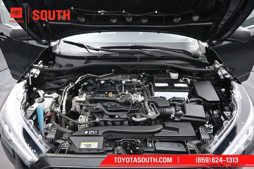 Used 2024 Toyota Corolla Cross L AWD/4WD image 32