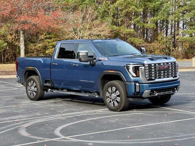 Used 2025 GMC Sierra 2500 Denali w/ Denali Reserve Package image 11