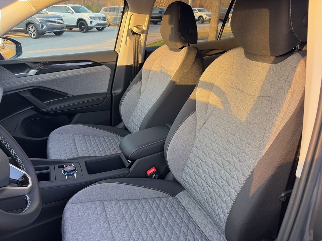 New 2026 Volkswagen Tiguan S FWD image 22