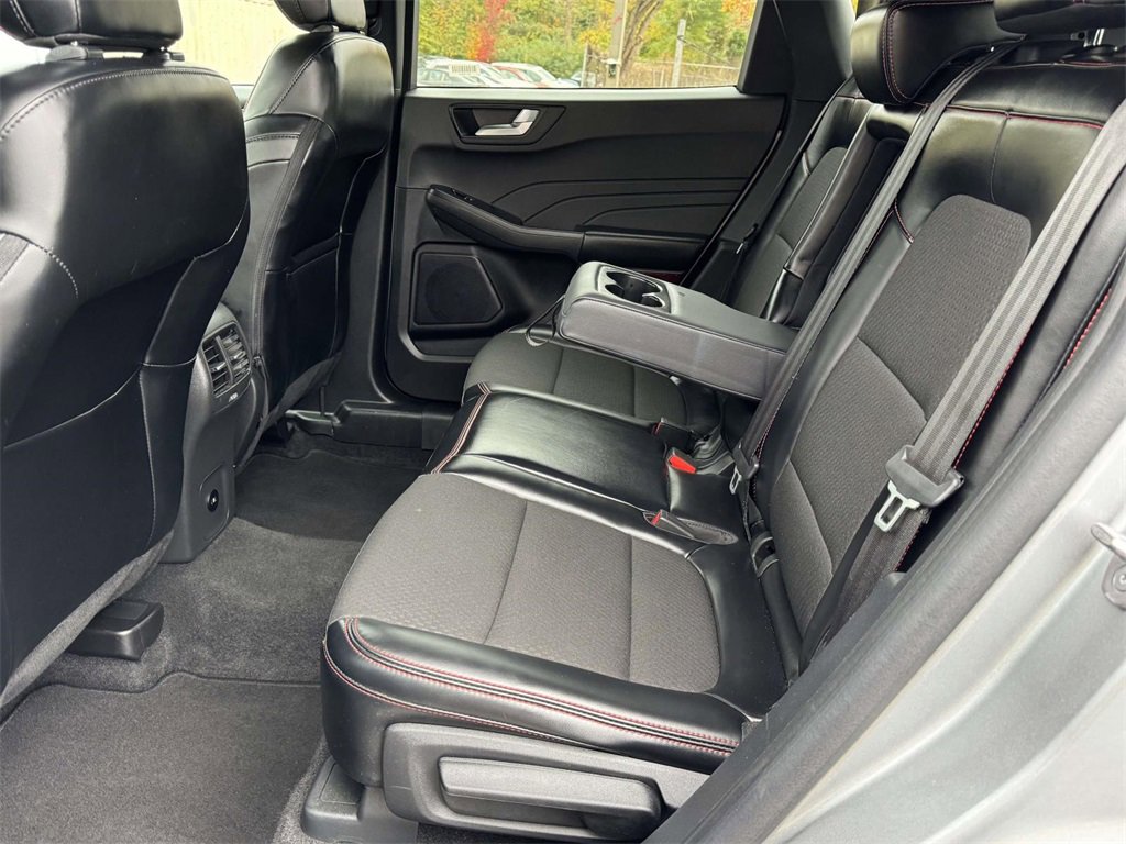 Used 2024 Ford Escape ST-Line w/ Cold Weather Package image 17